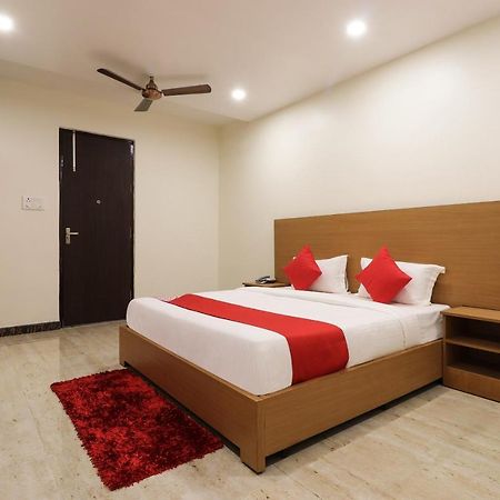 Oyo 61050 S S K Continental Juhi Bari Ngoại thất bức ảnh