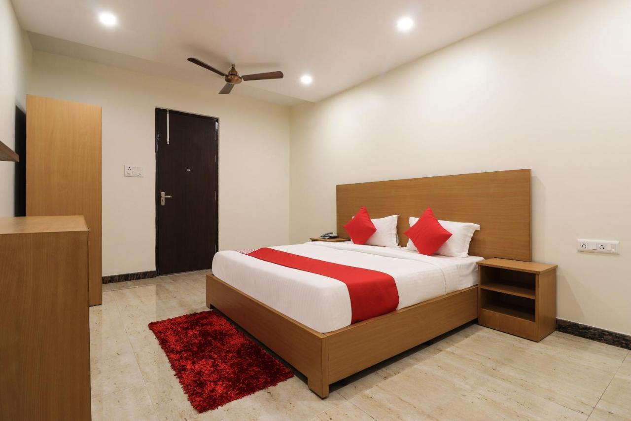 Oyo 61050 S S K Continental Juhi Bari Ngoại thất bức ảnh